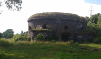 Ceglana wieża artyleryjska znana jako Fort Malakoff., Głogów,