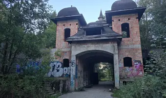 Zamek w Łapalicach, Łapalice