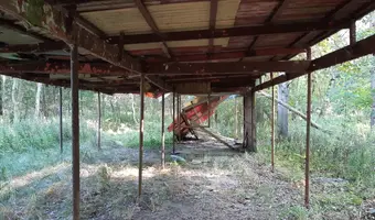 Opuszczone kąpielisko miejskie