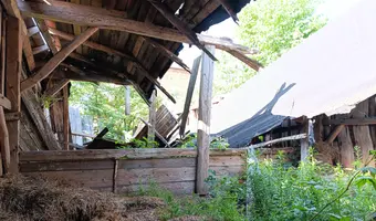 Domek i stodoła - photo 3/4