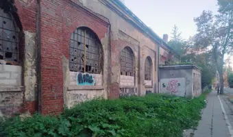 Opusczona hala ŁKS