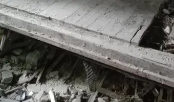 Opuszczona kamienica / dom. Przędzalniana 76/78.