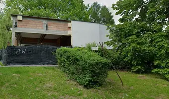 Opuszczony budynek po dawnym sklepie