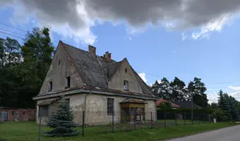 Opuszczona szkoła podstawowa, Bukowiec