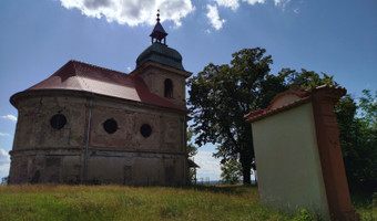 Opuszczony kościół,