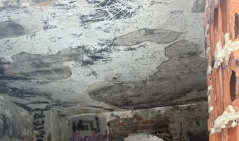 Ruiny magazynu prochu