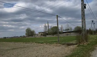 Opuszczony niedokończony dom z halą., Rzgów