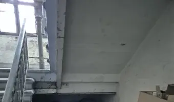 Opuszczony budynek koszar - zdjęcie 4/4