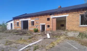 Opuszczone gospodarstwo - zdjęcie 2/4