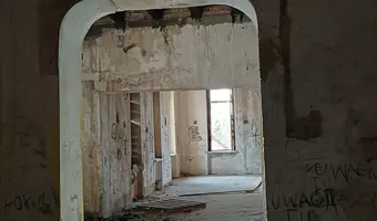 Neorenesansowy budynek dworu, należący do rodu Tieschowitzów, Zabrze