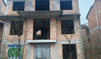 Niedokończone osiedle 6 budynków