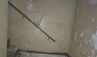 Opuszczony budynek przy torach - photo 4/4