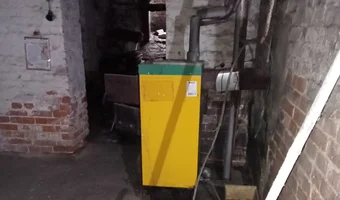 Opuszczony dworzec w komprachcicach