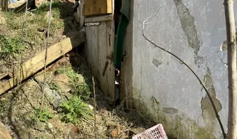 Dwa opuszczone domki