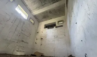 Opuszczone kurniki / dawna ferma drobiu - zdjęcie 3/4