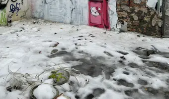 Opuszczona baza paliwowa