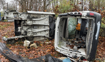 OPUSZCZONY SKLEP Z PŁYTKAMI,