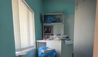 Opuszczony zakład p a w o