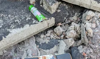 Trzy opuszczone budynki