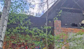 Niedokończona Willa obok Lotniska