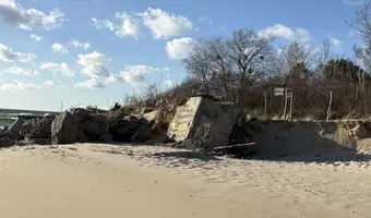 Ruiny Stanowiska Ogniowego nr. 131 Baterii Artylerii Nabrzeżnej