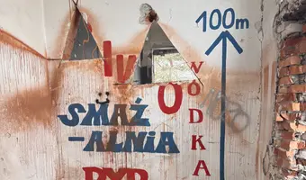 Opuszczona baza paliwowa