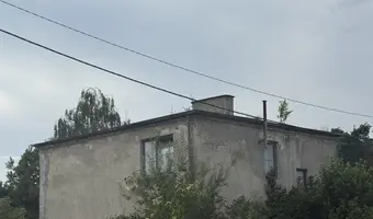 Opuszczony dom - zdjęcie 2/4