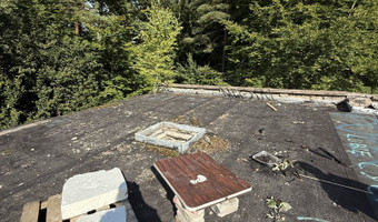 Opuszczony ośrodek wypoczynkowy Wieżyca,