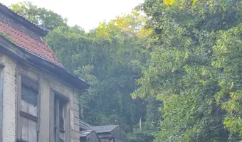 Opuszczony dom - zdjęcie 3/4