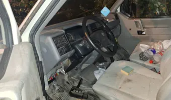 Opuszczony volkswagen transporter t4 - zdjęcie 4/4