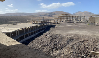 Niedokończony hotel