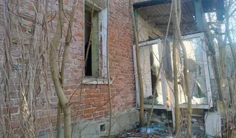 Mały opuszczony dom - photo 2/4