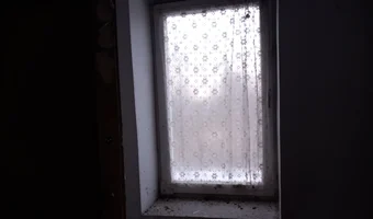 Opuszczony kompleks budynków