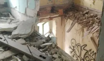 Opuszczona kamienica / dom. Przędzalniana 76/78.