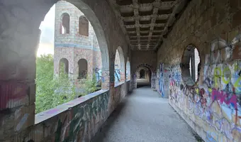 Zamek w Łapalicach, Łapalice