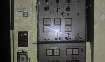 Była siedziba IX Liceum Ogólnokształcącego imienia Klementyny Hoffmanowej,