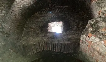 Ceglana wieża artyleryjska znana jako Fort Malakoff., Głogów