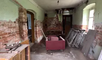 Opuszczony dom - zdjęcie 2/3