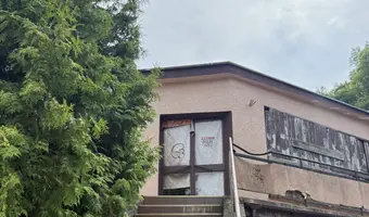 Opuszczony budynek - zdjęcie 3/4