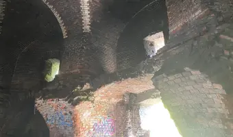 Ceglana wieża artyleryjska znana jako Fort Malakoff., Głogów