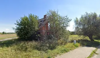 Niedokończony dom