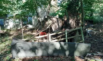Opuszczone kąpielisko miejskie
