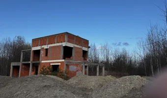 Niedokończone domy - zdjęcie 3/4