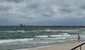 Falochron portu wojennego