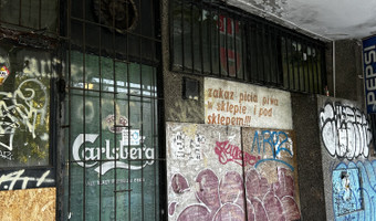 Opuszczony sklep alkoholowy
