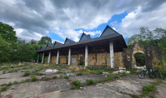 Klub x , ojrzanów