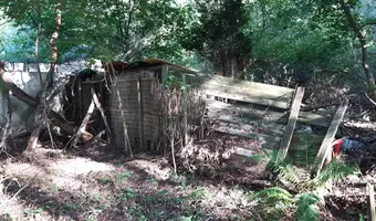 Opuszczone kąpielisko miejskie
