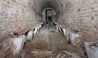 Schrony na terenie anilany, Łódź