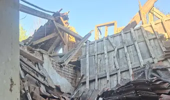 Opuszczony dom i stodoła