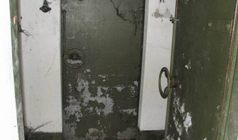 Schron obok wierzbowej, Łódź